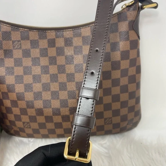 Louis Vuitton Bloombury PM - Picture 11 of 16